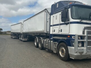 Trailer 1